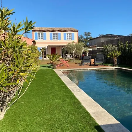 Adelaide, Proche Saint-tropez, Piscine, 500m De La Mer Grimaud
